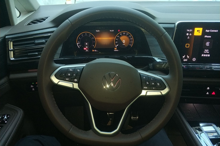 大众 威然 2023款 改款 380TSI 尊驰版局部细节13