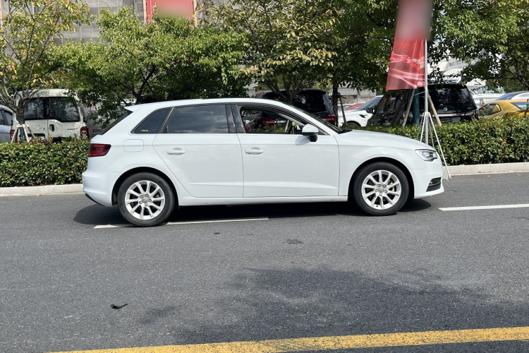 奥迪A3 2016款 Sportback 35 TFSI 领英型车身外观6009