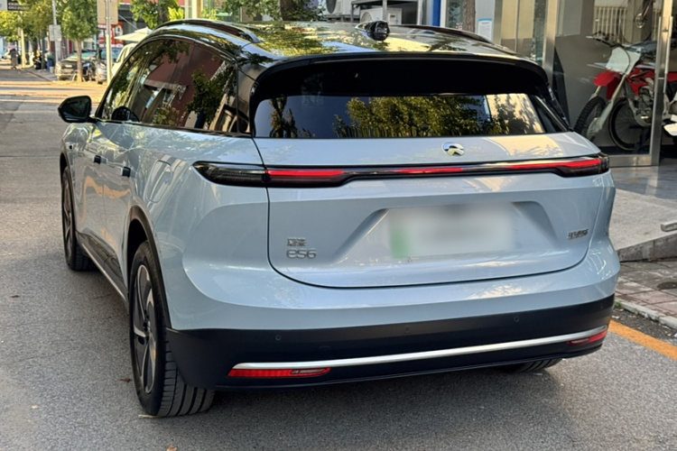 蔚来ES6 2023款 75kWh车身外观6002