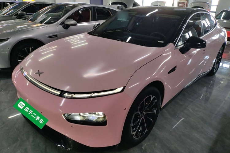 小鹏P7 2022款 480E车身外观1