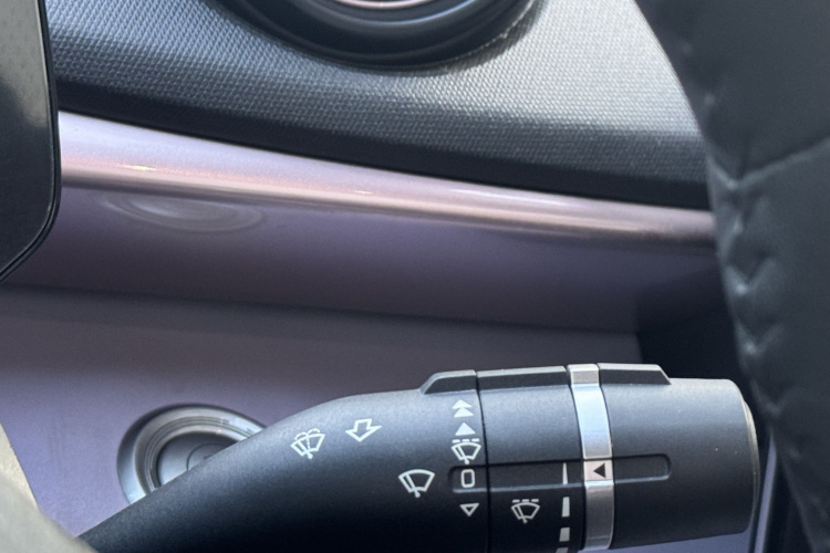 比亚迪 海豚 2021款 401km 骑士版中控内饰7006