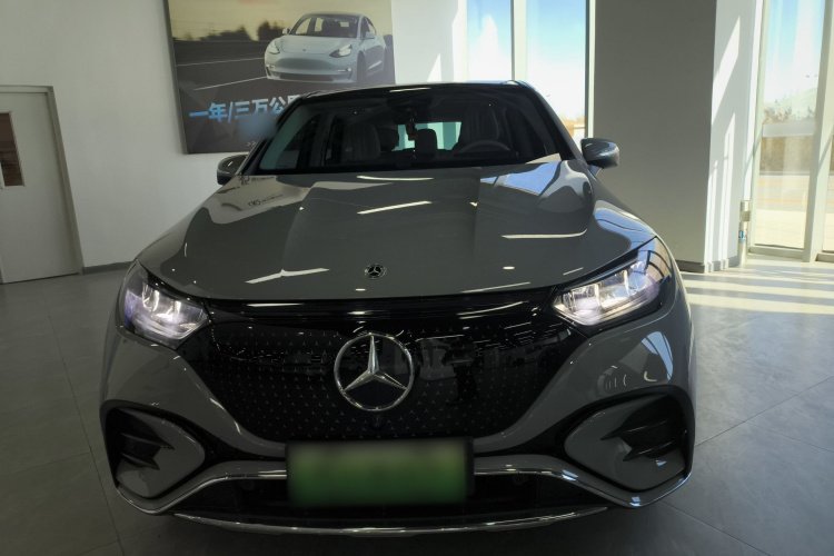 奔驰EQE SUV 2023款 350 4MATIC 先锋版车身外观6001