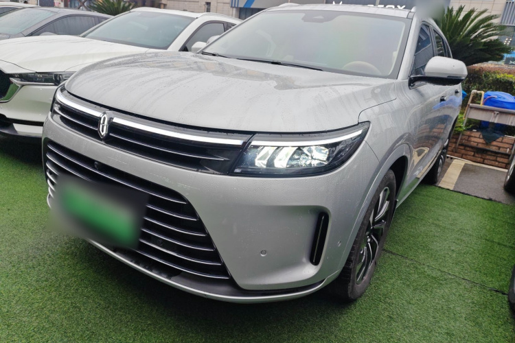 鸿蒙智行 问界M7 2024款 1.5T 后驱Plus版 5座车身外观1