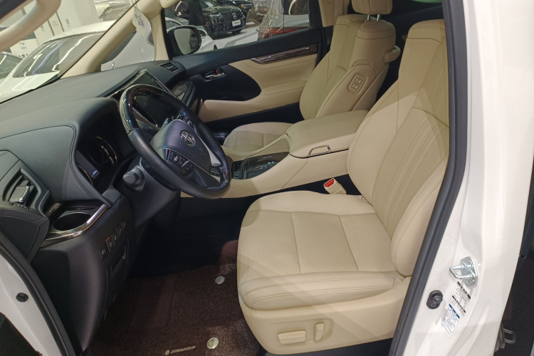 丰田 埃尔法 2021款 双擎 2.5L 尊贵版中控内饰19