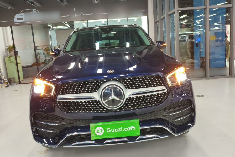 奔驰GLE 2020款 GLE 350 4MATIC 豪华型车身外观2