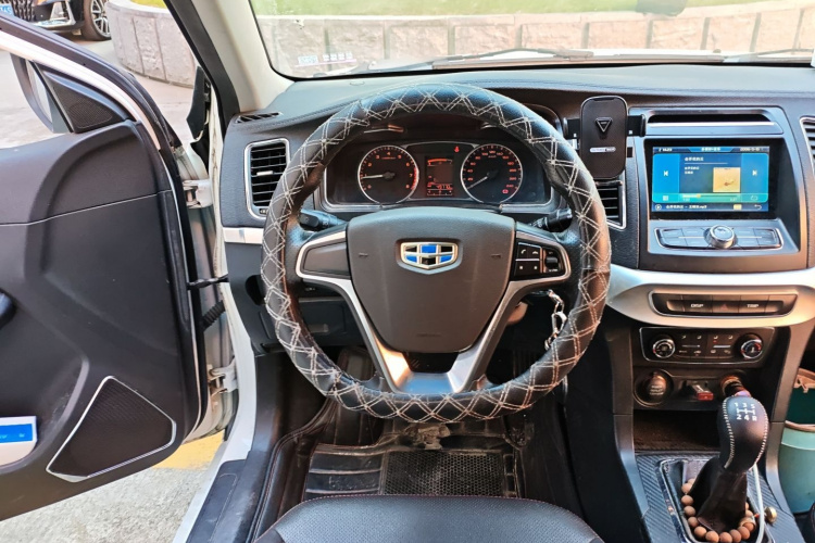 吉利汽车 远景 2015款 1.5L 手动幸福型中控内饰13