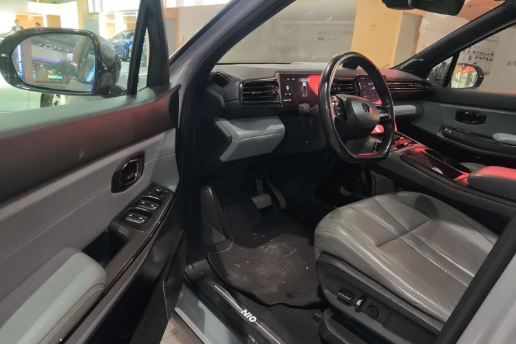 蔚来ES8 2020款 450KM 签名版 六座版中控内饰20