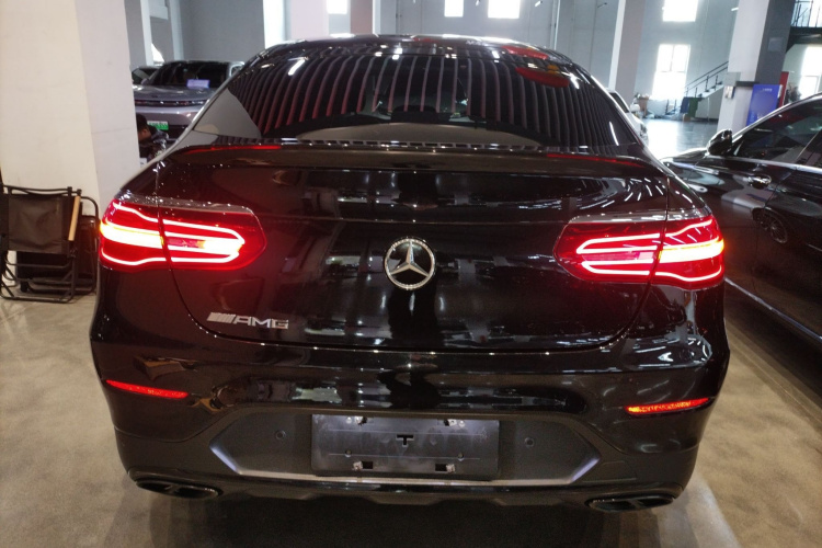 奔驰GLC轿跑 AMG 2017款 AMG GLC 43 4MATIC 轿跑SUV车身外观6004