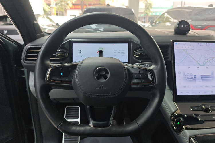 蔚来ES6 2020款 610KM 性能版中控内饰13