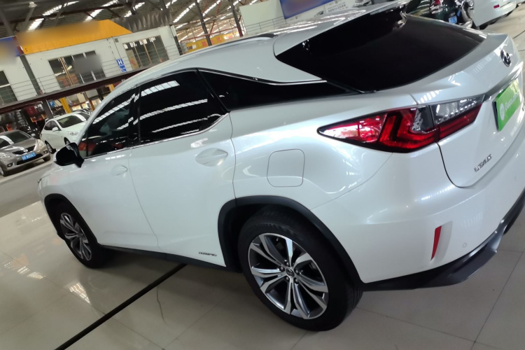 雷克萨斯RX 2016款 450h 四驱典雅版车身外观4