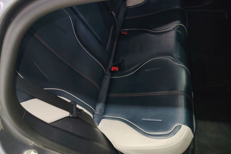 比亚迪 秦PLUS 2021款 EV 500KM 豪华型局部细节41