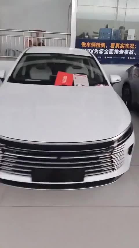 比亚迪 驱逐舰05 2024款 荣耀版 DM-i 55KM 豪华型讲解1