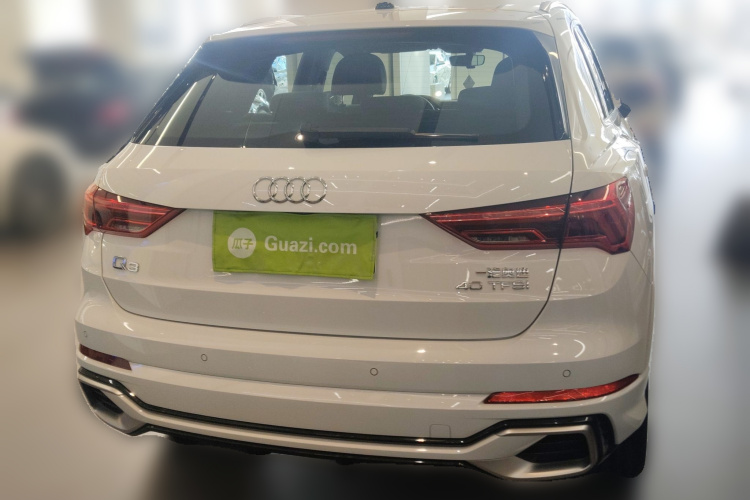奥迪Q3 2024款 40 TFSI 时尚动感型车身外观6