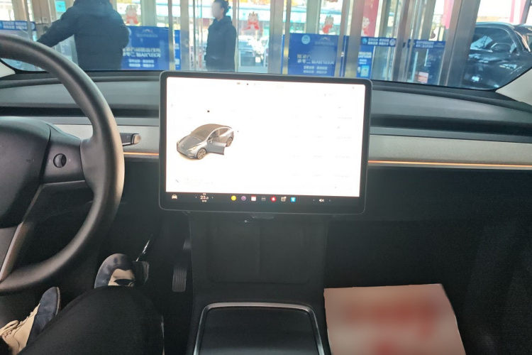 特斯拉 Model Y 2024款 后轮驱动版中控内饰12