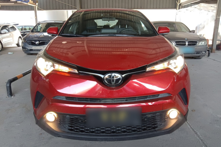 丰田C-HR 2018款 2.0L 领先版 国V车身外观6001