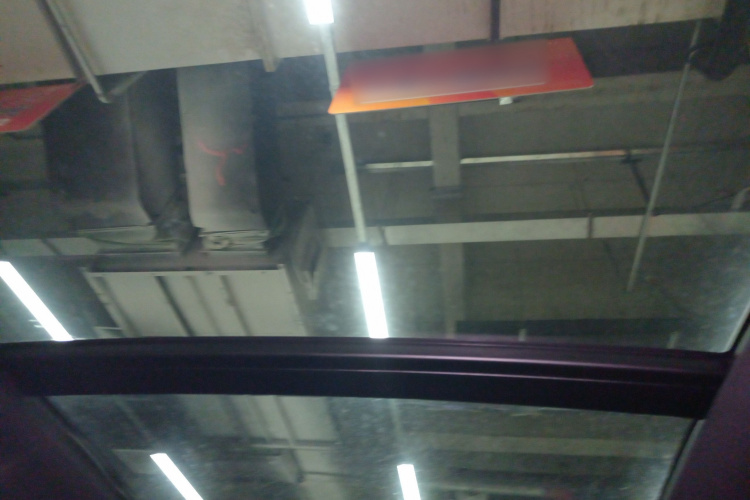 比亚迪 汉 2024款 DM-i 荣耀版 121KM 尊贵型局部细节22