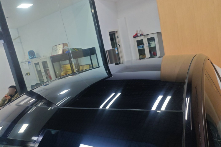 特斯拉 Model Y 2025款 长续航全轮驱动版局部细节57