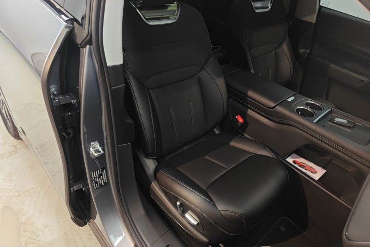 小鹏G6 2023款 755 超长续航 Pro局部细节41