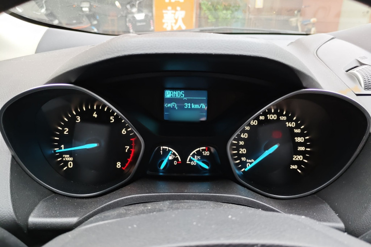 福特 翼虎 2017款 EcoBoost 180 两驱精翼型局部细节14