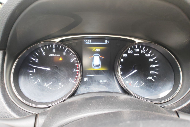 日产 奇骏 2014款 2.0L CVT智领版 2WD局部细节14