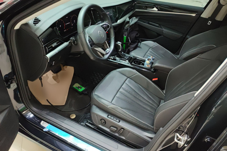 大众 帕萨特 2024款 380TSI 星空精英版局部细节19