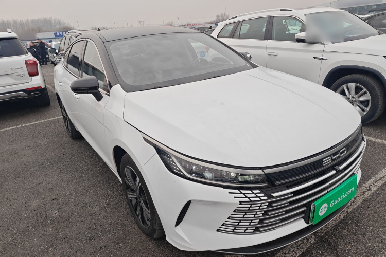 比亚迪 驱逐舰05 2023款 冠军版 DM-i 120KM 尊贵型车身外观3