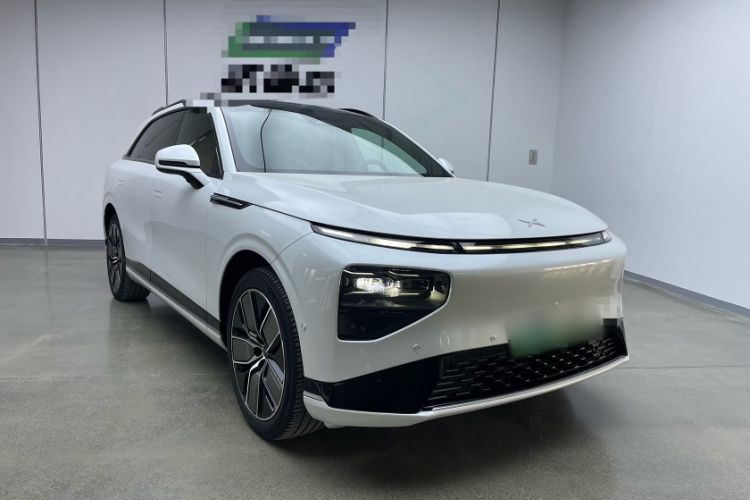 小鹏G9 2022款 702 Pro车身外观6004