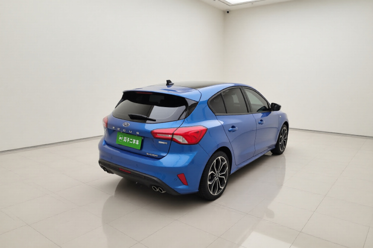 福特 福克斯 2021款 两厢 EcoBoost 180 自动ST Line车身外观7
