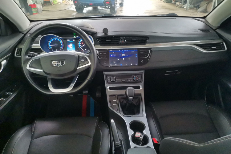 吉利汽车 帝豪 2019款  领军版 1.5L 手动豪华型 国VI中控内饰12