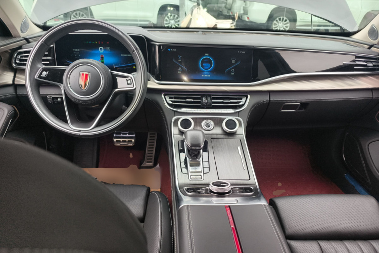 红旗H9 2022款 2.0T 智联旗享版中控内饰12