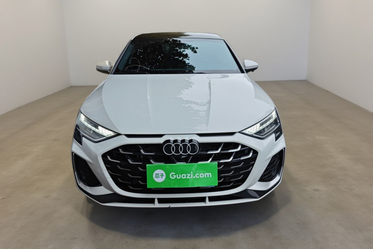 奥迪A3 2025款 Sportback 35TFSI 飞驰尊享型 +豪华臻选包车身外观2