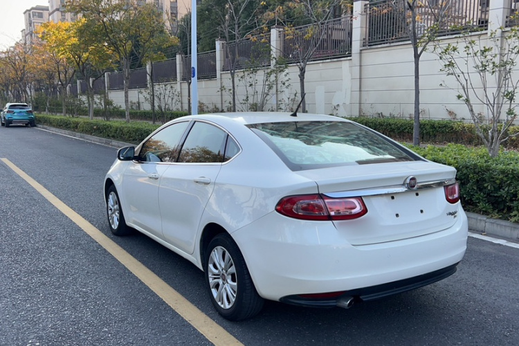 菲亚特 菲翔 2015款 1.4T 自动劲享版车身外观6001