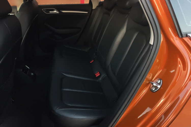 奥迪A3 2016款 Limousine 35 TFSI 风尚型中控内饰7001