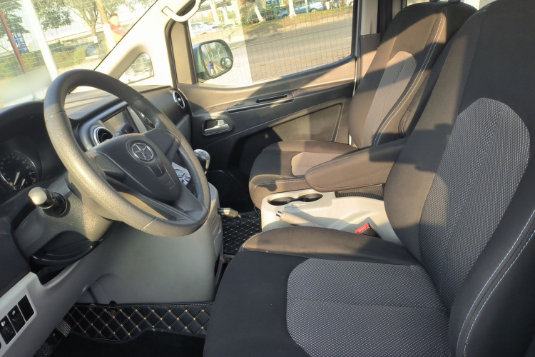 江淮瑞风 瑞风M3 2016款 宜家版 1.6L 豪华智能型中控内饰19