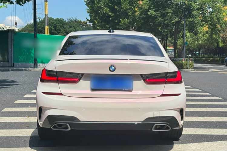 宝马3系 2022款 325Li M运动套装车身外观6005