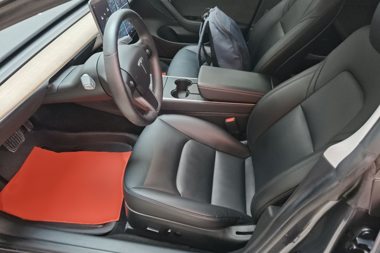 特斯拉 Model 3 2020款 标准续航后驱升级版中控内饰19