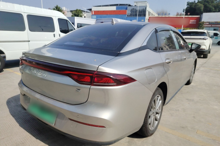 埃安 AION S 2023款 魅 580 磷酸铁锂车身外观6005