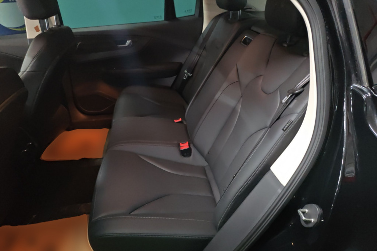 红旗E-QM5 2023款 改款 基础出行版中控内饰21