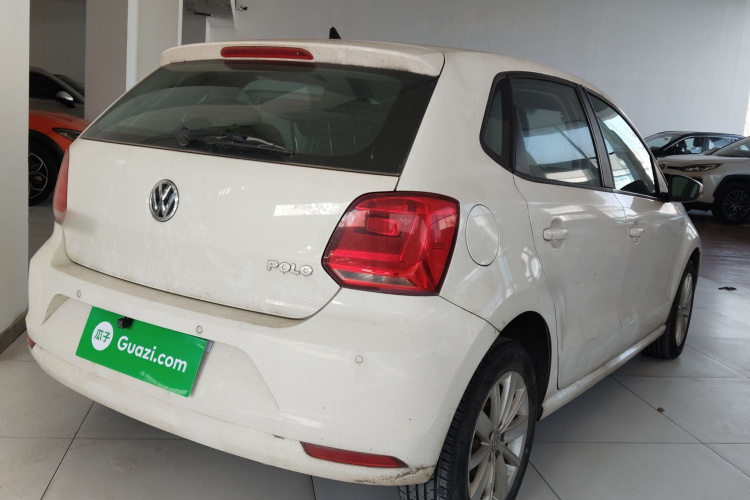 大众 Polo 2014款 1.4L 自动舒适版车身外观7