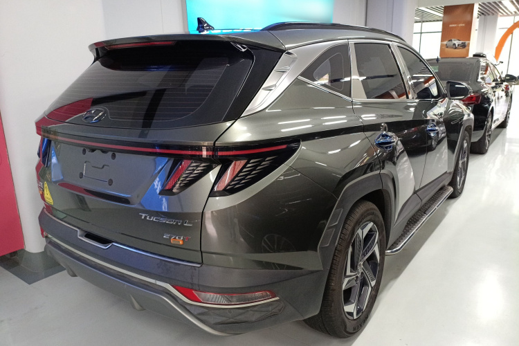 现代 2023款 途胜L 1.5T 自动两驱DLX豪华版车身外观7