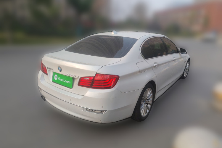 宝马5系 2014款 525Li 豪华设计套装车身外观6005