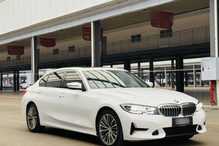 宝马3系 2020款 325Li 首发版车身外观6002