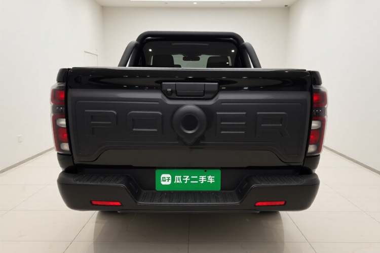 长城 炮 2023款 2.0T商用版自动柴油两驱精英型标箱GW4D20M车身外观6