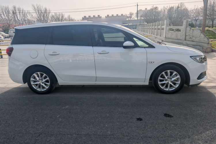 别克GL6 2019款 18T 6座精英型 国V车身外观6002