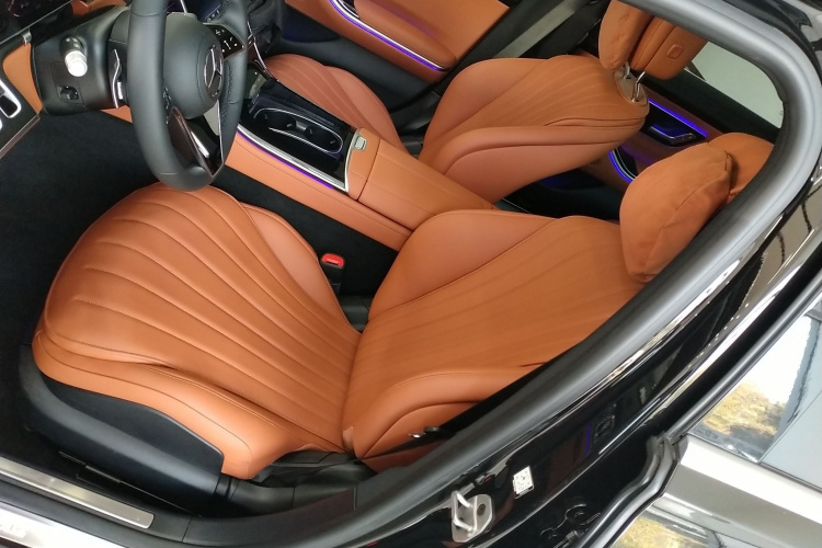 奔驰S级 2024款 改款 S 400 L 商务型中控内饰19