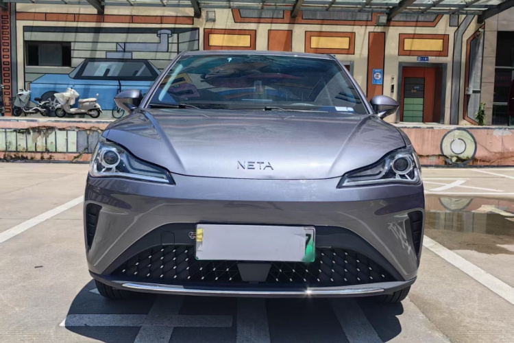 哪吒汽车 哪吒AYA 2023款 318 Lite车身外观6004