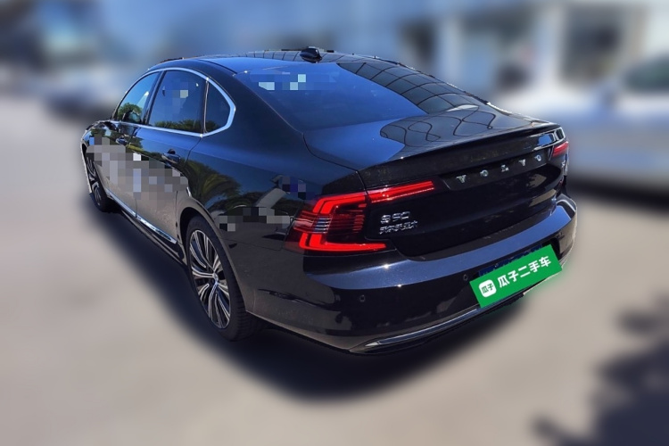 沃尔沃S90 2023款 B5 智雅豪华版车身外观5