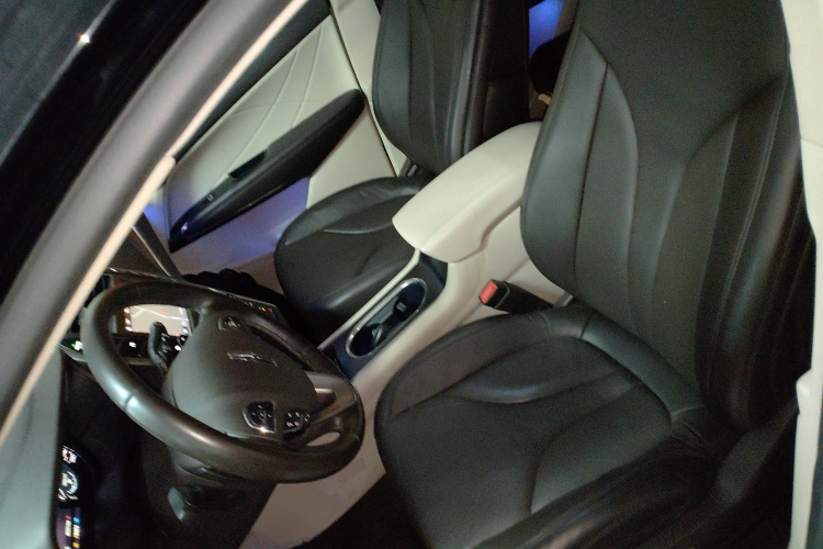 林肯MKC 2017款 2.0T 两驱尊雅版局部细节19