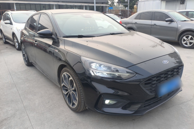 福特 福克斯 2021款 两厢 EcoBoost 180 自动ST Line车身外观6002