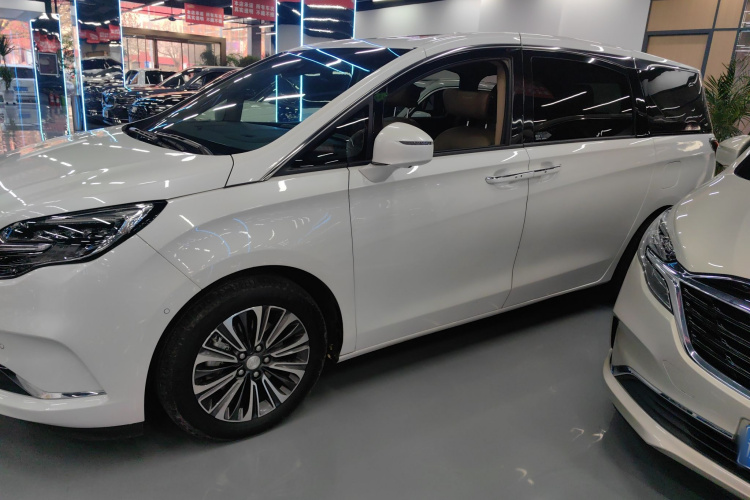 别克GL8 2021款 ES陆尊 653T 豪华型车身外观6003